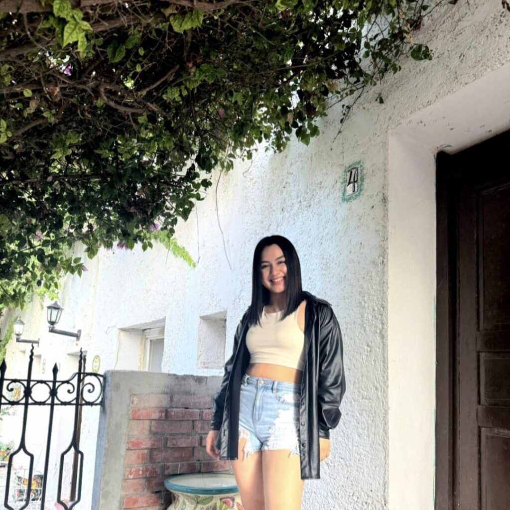 Hola